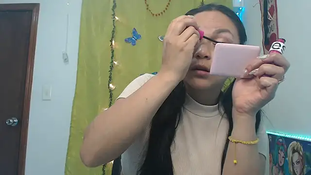 Snapshot of Zafiroweb09 chatting on 02-01-25, 10:44 Zafiroweb09 online show from 02-01-25, 10:44