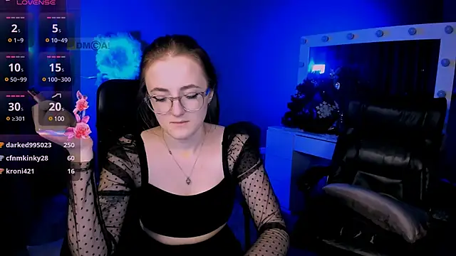 liana kisses online show from 01-26-25, 03:58