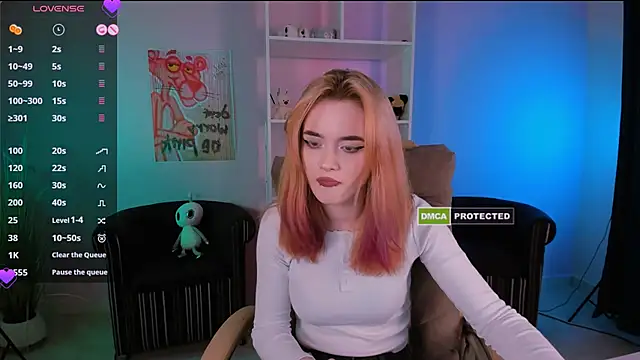 liana kisses online show from 03-19-25, 01:54