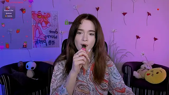 liana kisses online show from 03-27-26, 08:08