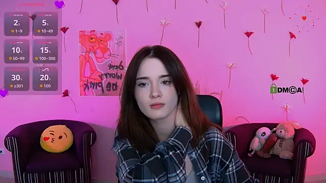 liana kisses online show from 04-20-26, 07:04