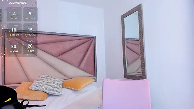 BarbaraKnox  online show from 10-07-25, 12:30