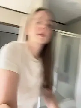 Sweetdee222x online show from 11-29-25, 03:48