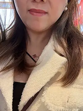 Efangfang online show from 12-10-24, 05:17