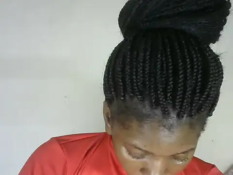 Snapshot of Pretty-emmie chatting on 09-29-25, 10:25 Pretty-emmie online show from 09-29-25, 10:25
