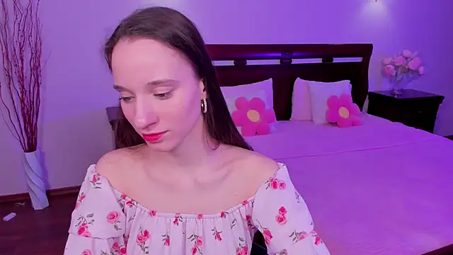 StaceySunny online show from 03-08-26, 05:28