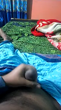 Snapshot of zakly69 chatting on 02-04-25, 12:55 zakly69 online show from 02-04-25, 12:55