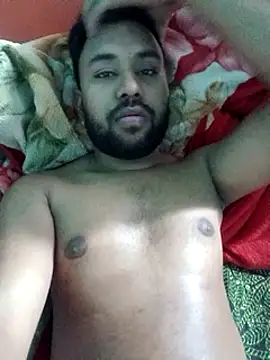 Snapshot of zakly69 chatting on 02-18-25, 08:14 zakly69 online show from 02-18-25, 08:14