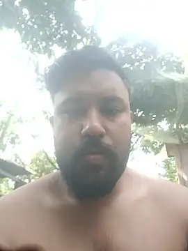 Snapshot of zakly69 chatting on 05-30-26, 08:22 zakly69 online show from 05-30-26, 08:22