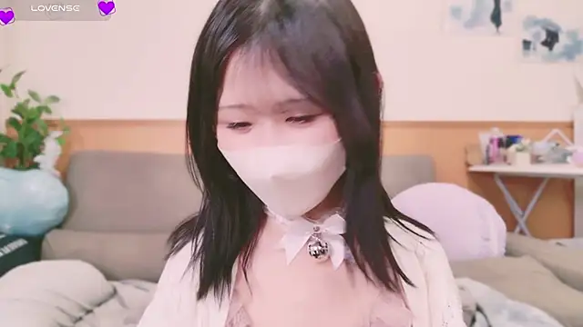 Snapshot of Conatsu chatting on 02-10-25, 09:04 Conatsu online show from 02-10-25, 09:04