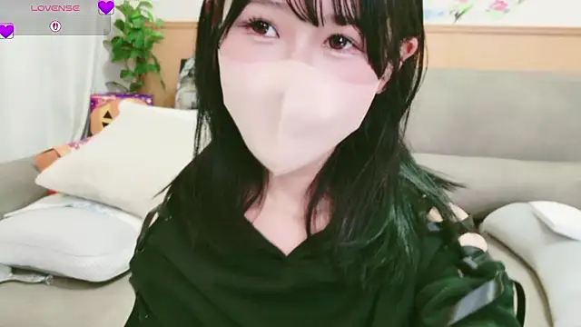 Snapshot of Conatsu chatting on 10-25-25, 06:10 Conatsu online show from 10-25-25, 06:10