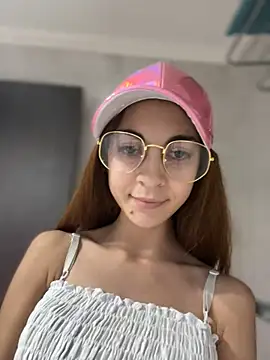 Valentcouple online show from 01-28-25, 06:28