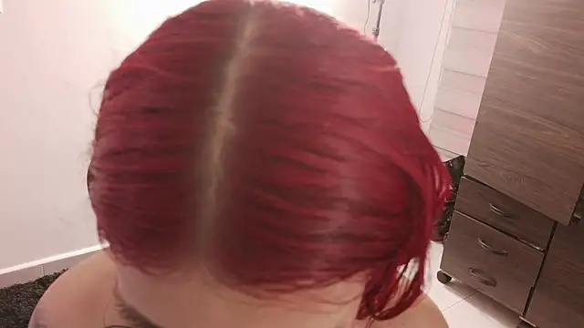 Snapshot of selene_red_ chatting on 07-12-26, 01:24 selene red online show from 07-12-26, 01:24