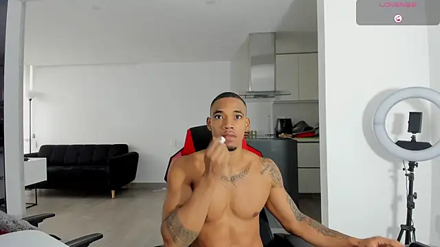 TROYWESLY- online show from 06-02-26, 01:46