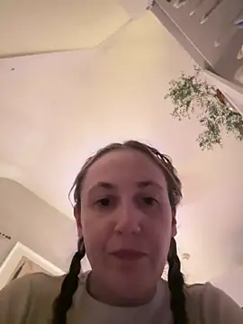 Littlelolo60 online show from 04-10-26, 09:08