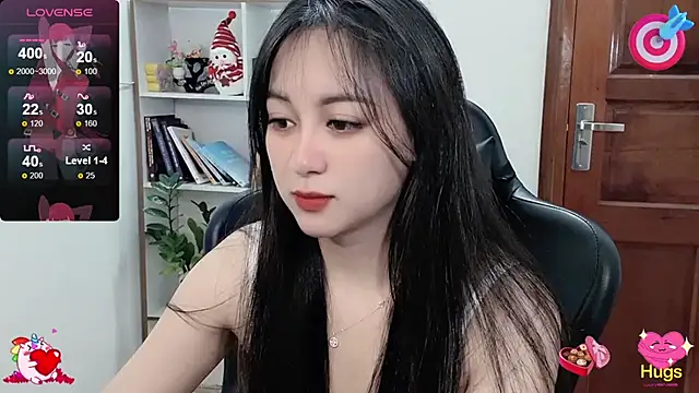 Snapshot of _Nana_20 chatting on 02-14-25, 07:17 Nana 20 online show from 02-14-25, 07:17