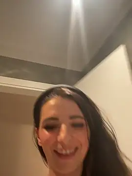 Lanaprincess22 online show from 04-15-26, 09:48