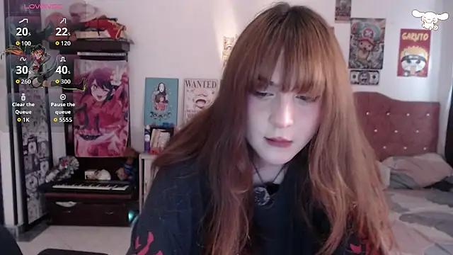 Snapshot of Avril2001 chatting on 07-03-26, 07:20 Avril2001 online show from 07-03-26, 07:20