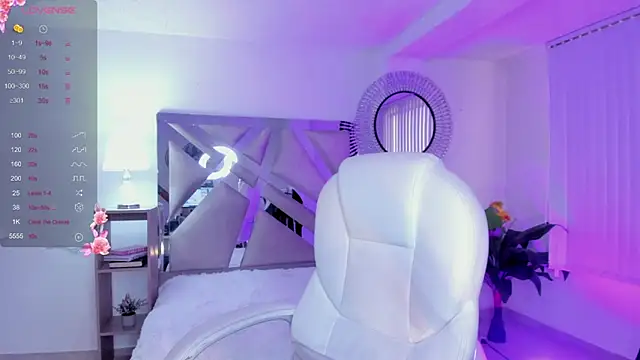 Snapshot of madisson_davon chatting on 12-30-24, 01:14 madisson davon online show from 12-30-24, 01:14