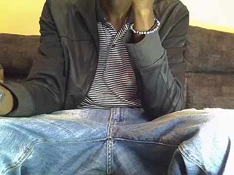 Delicious-D online show from 02-14-25, 07:23