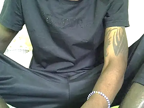 Delicious-D online show from 05-16-26, 07:05