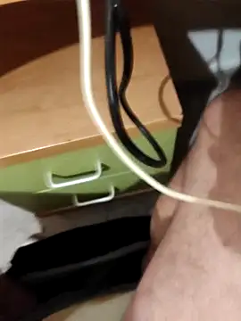 skrigul12 online show from 01-25-25, 04:03