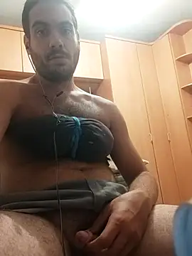 skrigul12 online show from 10-04-25, 02:53