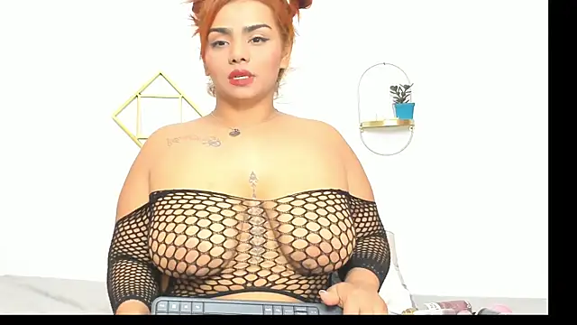 AnahiSmitth online show from 01-11-25, 02:20