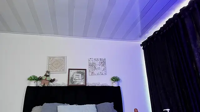 aihnoa split online show from 03-10-25, 03:41