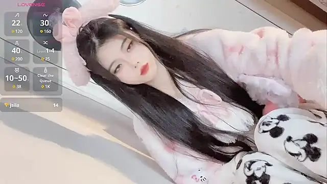 Qedgjwyz1 online show from 01-13-25, 06:49