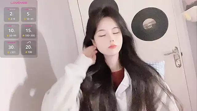 Qedgjwyz1 online show from 02-07-25, 12:20