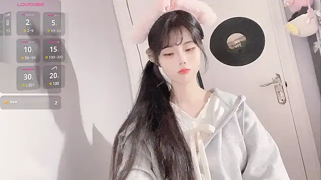 Qedgjwyz1 online show from 03-08-25, 03:17