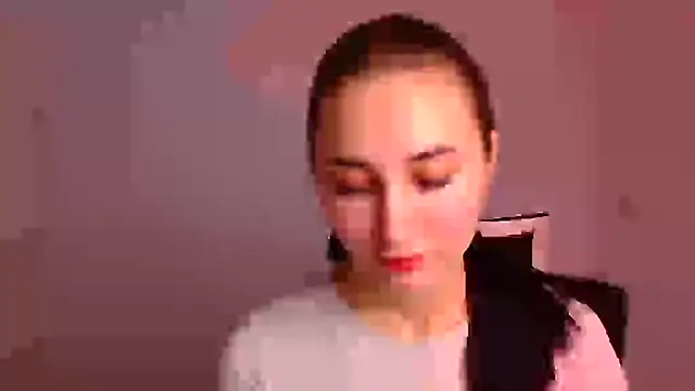 Jennifer Blum online show from 12-24-24, 09:39