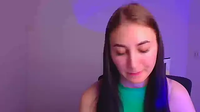 Jennifer Blum online show from 12-25-24, 09:34