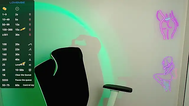 Jennifer Blum online show from 10-12-25, 07:18