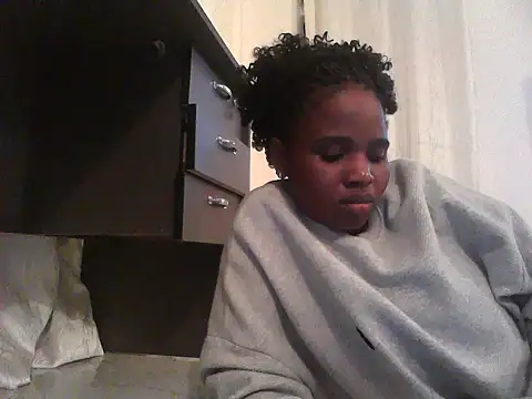 candybabe  online show from 07-17-26, 08:35