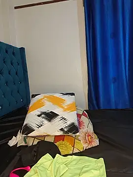 Snapshot of Licia_harvin chatting on 06-18-26, 11:03 Licia harvin online show from 06-18-26, 11:03