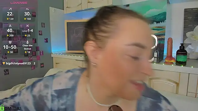 Kruela Eva online show from 12-14-25, 11:09