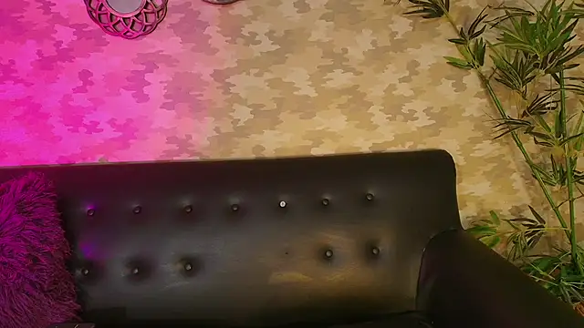 cherry chel online show from 11-26-25, 07:48