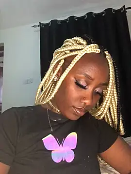 Snapshot of Lola_kims chatting on 02-16-25, 02:21 Lola kims online show from 02-16-25, 02:21