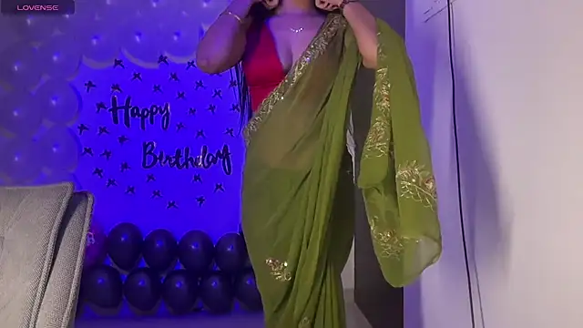Snapshot of ridhima_ranii chatting on 06-15-26, 06:21 ridhima ranii online show from 06-15-26, 06:21