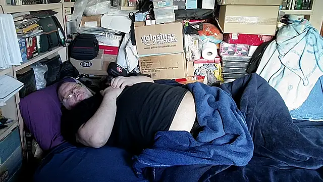 hadeszeuss2 online show from 02-22-26, 03:21