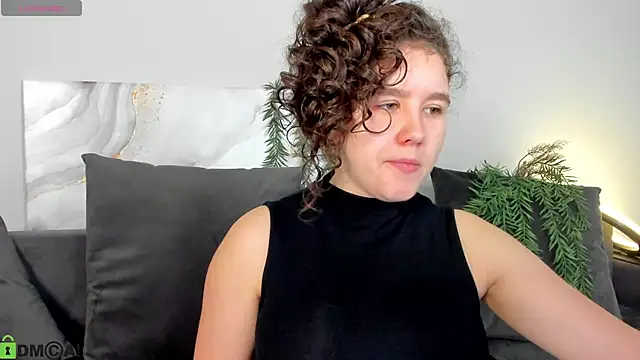 Ariella Sol online show from 04-26-26, 01:14