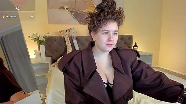 Ariella Sol online show from 05-19-26, 01:11