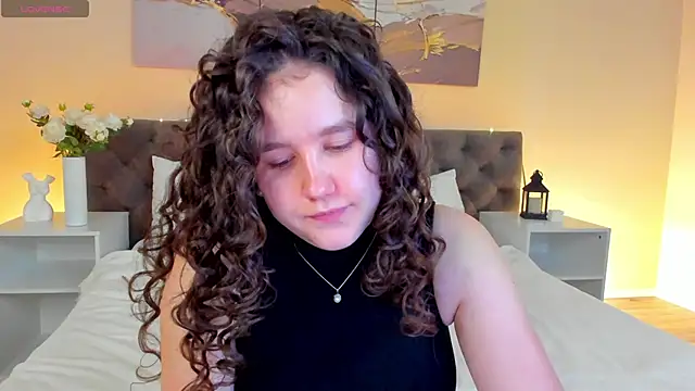 Ariella Sol online show from 06-14-26, 09:22