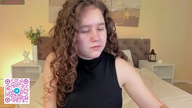 Ariella Sol online show from 06-21-26, 01:08