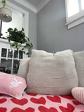 LoveShae  online show from 02-11-25, 08:20