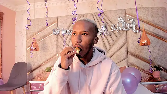 JamesParck online show from 02-14-25, 12:25