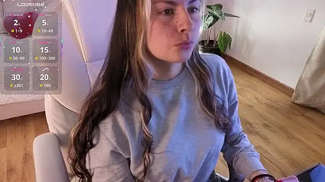 brandy sweet  online show from 10-04-25, 02:04