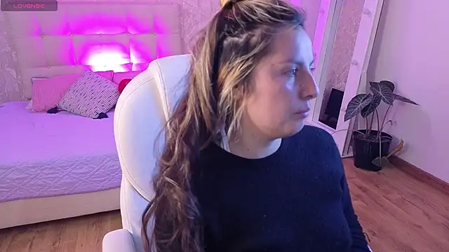 brandy sweet  online show from 10-09-25, 12:03